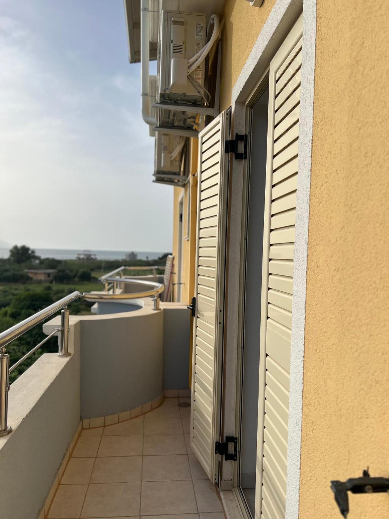 Apartments Rezidenca Sinani Orikum Exterior foto